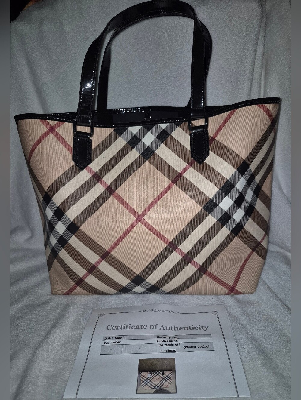 Burberry tote bag